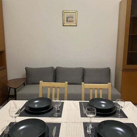 Lake Front Apartments, เลคโค ภายนอก รูปภาพ